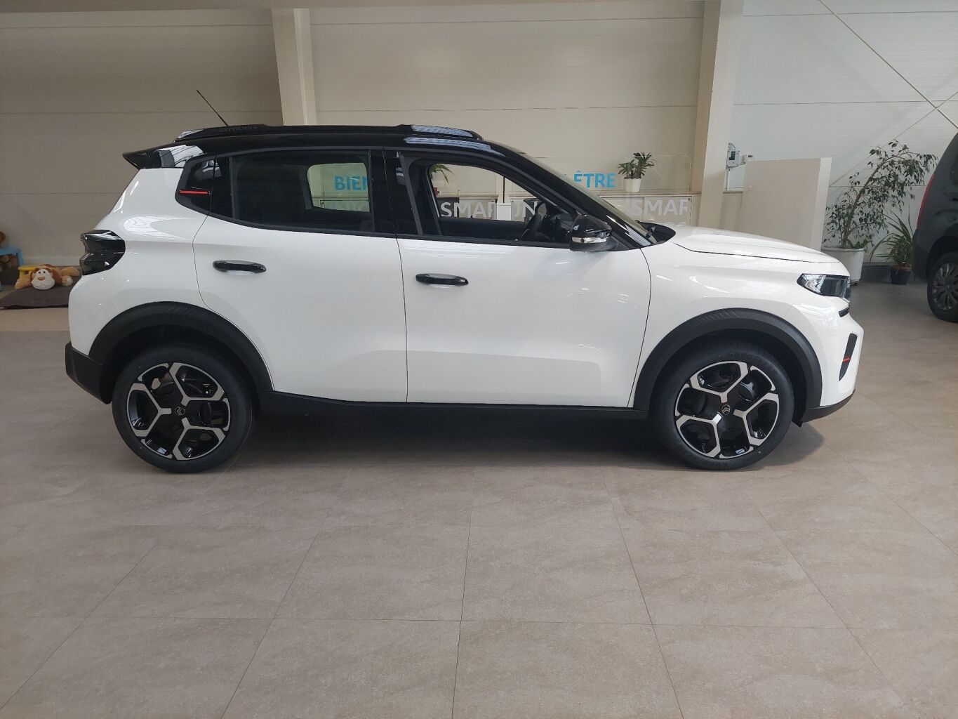 Citroën C3 PLUS TURBO 100 S&S MAN6 – Paket Bi-Color